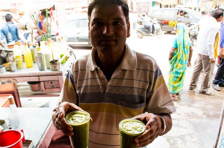 Бханг (напиток в Индии): полезные свойства и противопоказания