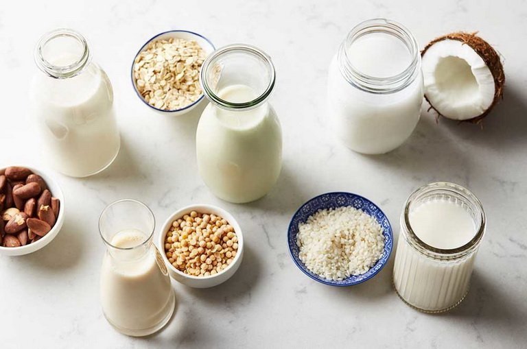 Чем заменить кокосовое молоко в рецепте?