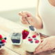 Помогает ли йогурт (или йогуртовая диета) похудеть?