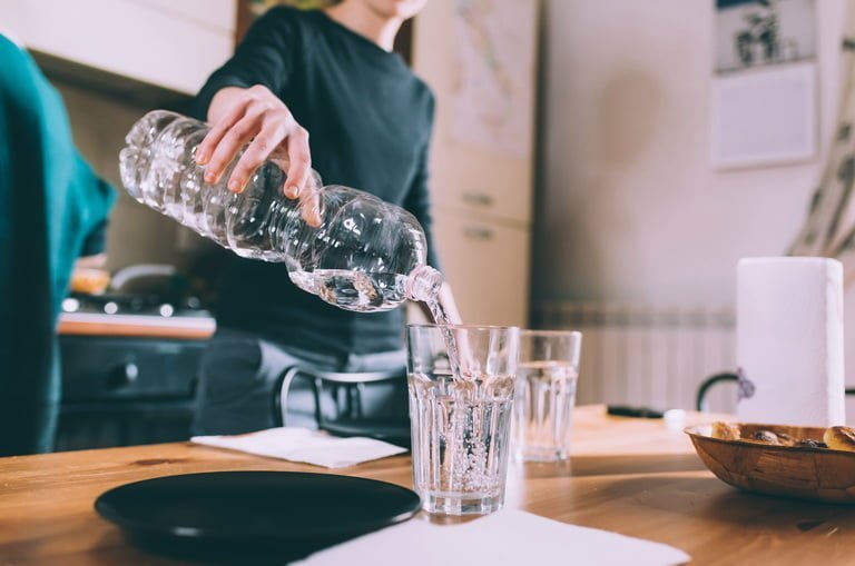 Вода во время голодания: можно ли пить, рекомендовано ли это?
