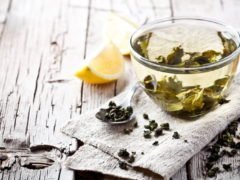 10 Полезных свойств зеленого чая с лимоном
