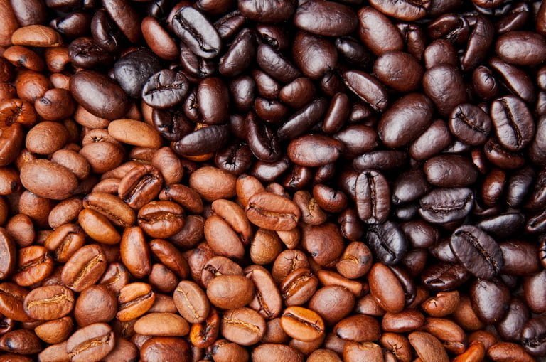 Кофе светлой и темной обжарки: в чем разница?