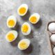 Вареное яйцо вкрутую: калорийность, польза, сравнение
