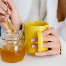 Стоит ли добавлять мёд в ваш кофе?
