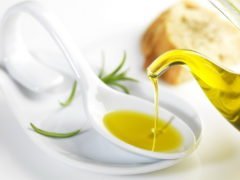 11 Полезных свойств оливкового масла холодного отжима
