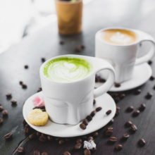 Чай маття и кофе: сравнение, плюсы и минусы